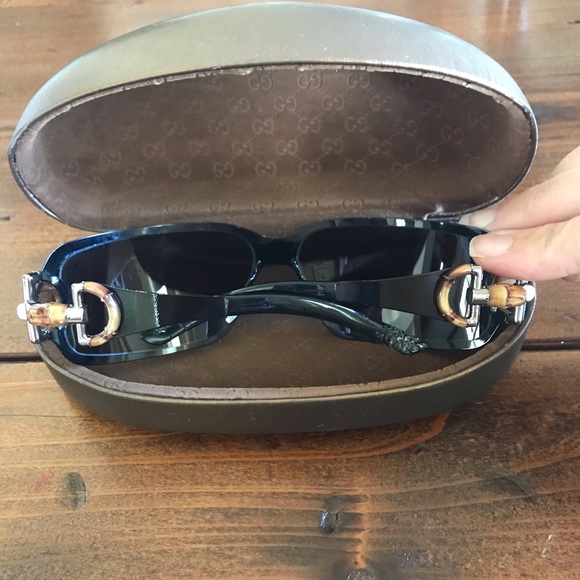 Bamboo Gucci Sunglasss - Picture 3 of 16